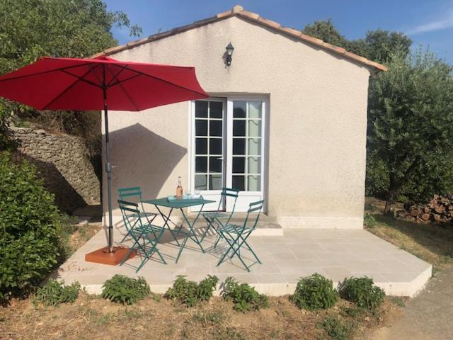 Villa Nimes Calme Exterior foto